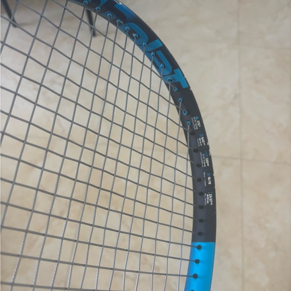 Blue Tennis Racket - Picture 4 of 4
